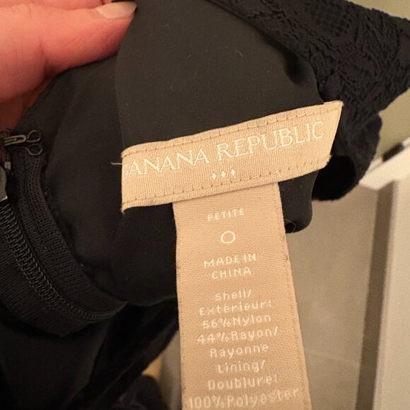 Banana Republic lace dress | Formal, LBD, Petite Size 0 - Picture 4 of 5